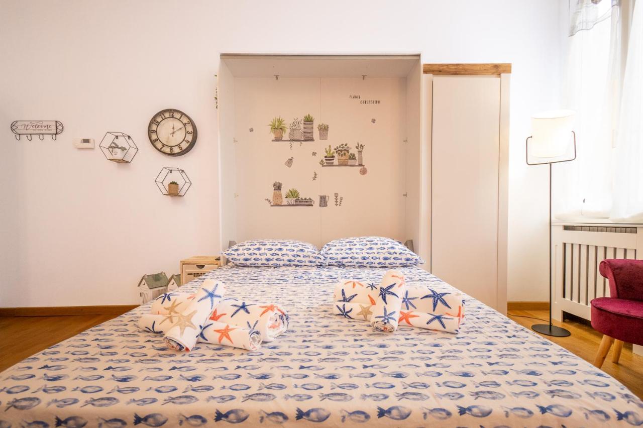 Portatorre Suite, A Charming Apartment In The Heart Of Como, Free Private Parking, Air Conditioning & More! Exterior photo