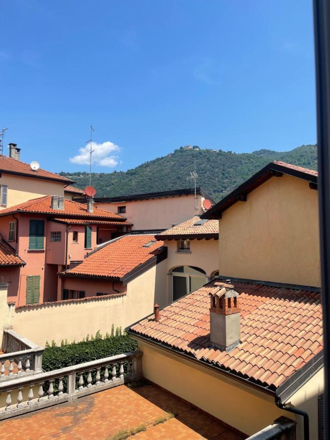 Portatorre Suite, A Charming Apartment In The Heart Of Como, Free Private Parking, Air Conditioning & More! Exterior photo